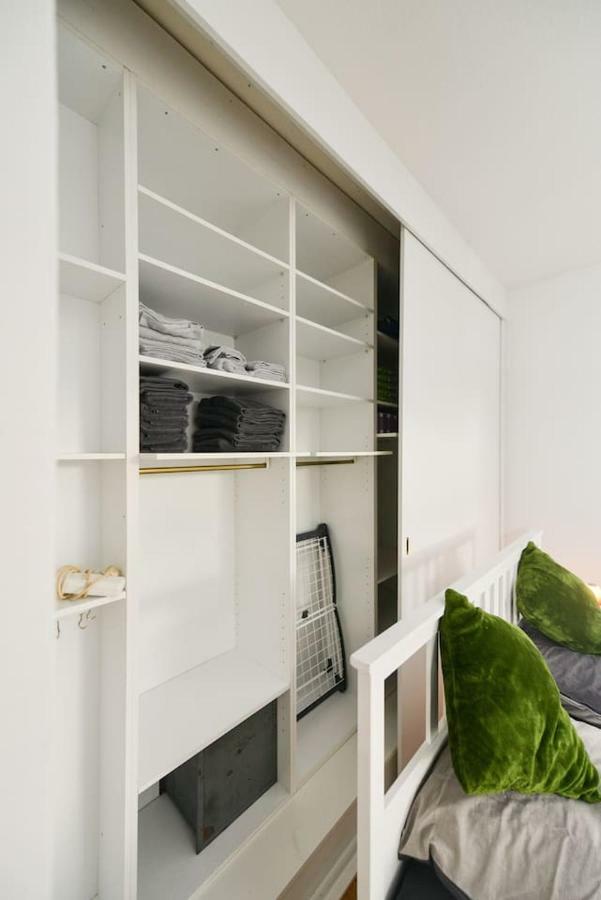 Kanalvilla - Urlaub Am Nord-Ostseekanal - Zwei Ferienwohnungen Im Angebot- Eine Im Dachgeschoss Und Eine Wohnung Mit Garten Sehestedt  Esterno foto